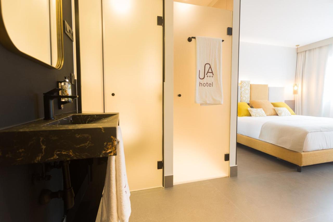 Urban A+++ Hotel Tres Cantos Eksteriør billede