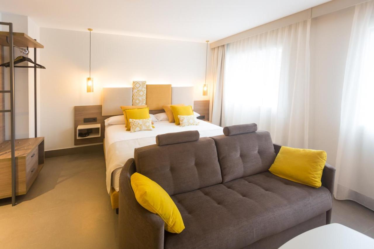Urban A+++ Hotel Tres Cantos Eksteriør billede